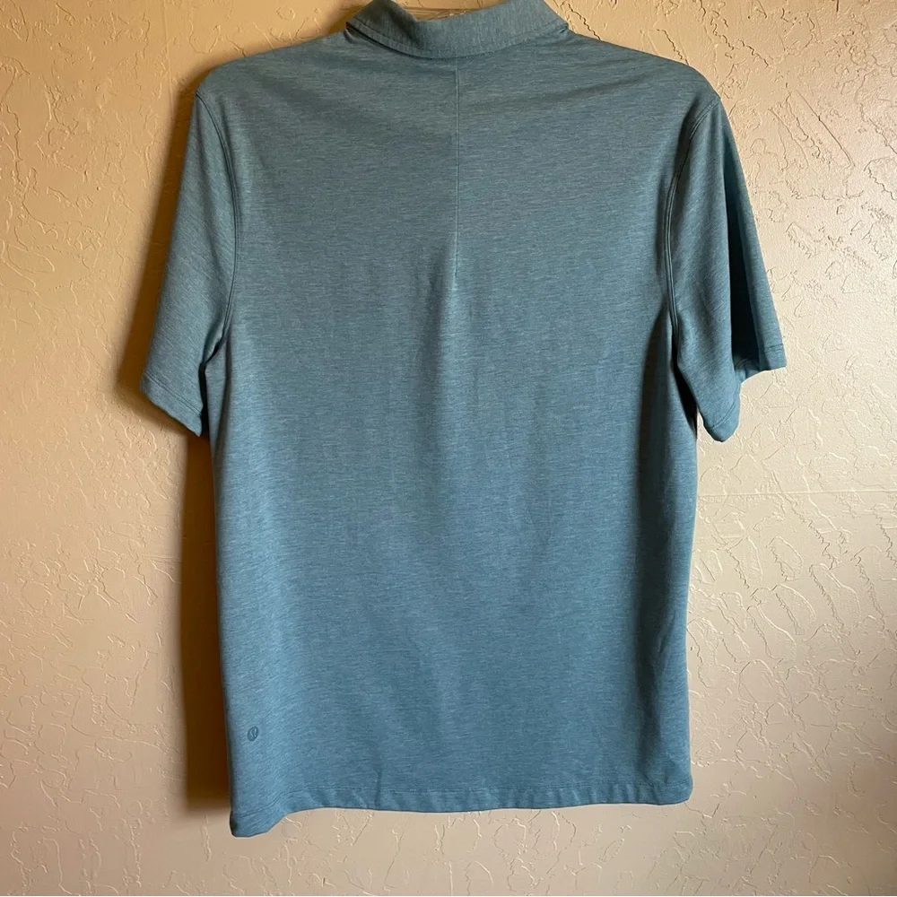Men’s Lululemon Evolution Polo Blue small.